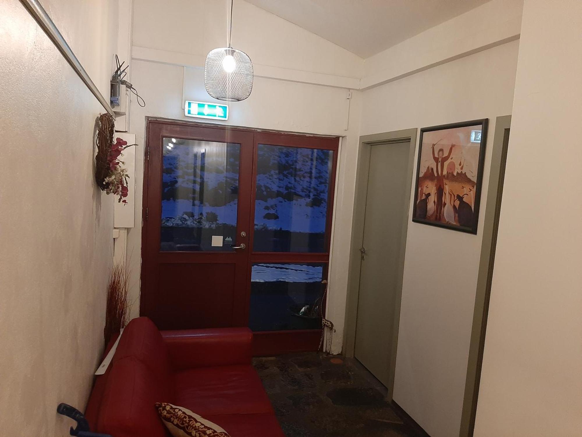 Guesthouse Hólmur Exteriör bild